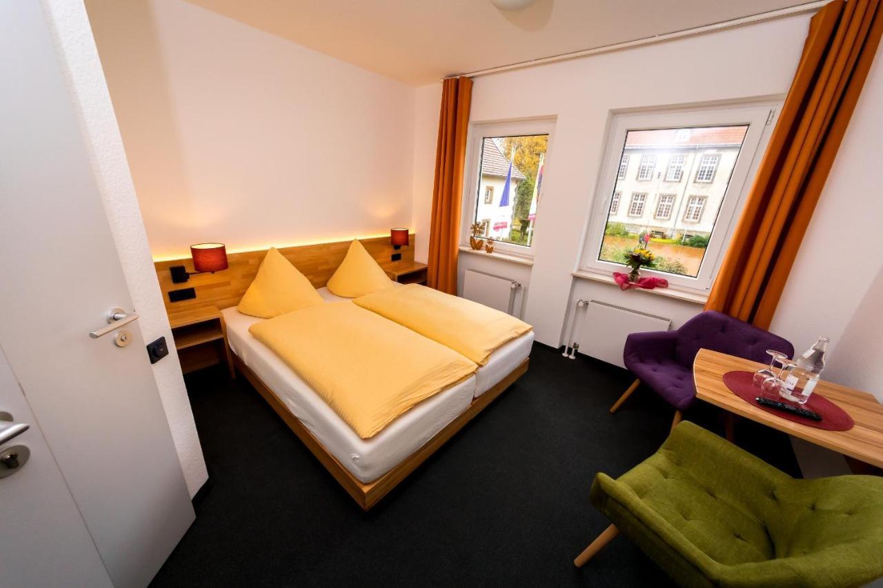 Wohlfuehlhotel Im Schlosspark - Self Checkin 维勒巴德森 外观 照片